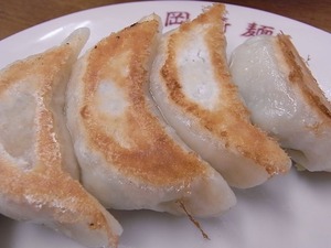 佐野ラーメン岡崎麺の餃子アップ