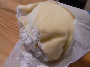 クレープのアップ横から