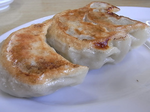 麺屋ようすけ 餃子