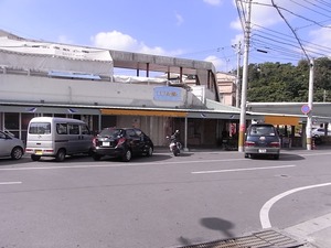本部市場通り