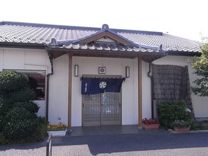 加須うどんよしもとのお店外観