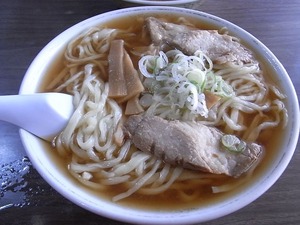 佐野ラーメン森田屋総本店の中華そば全体