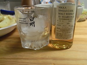 自宅でのニッカウヰスキーシングルカスクボトル