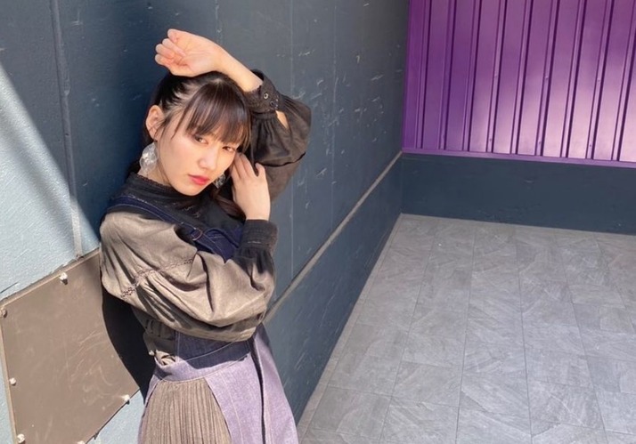 れにちゃんのインスタのサンダルかわいすぎる あらステキ ぬいぐるみと同化してるぜっとくん 流石 ももクロ侍