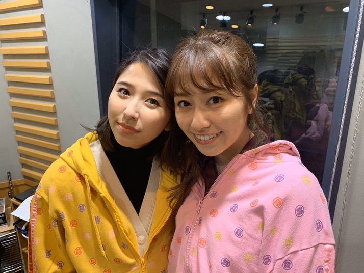 ETJunhsU8AM0WNZ
