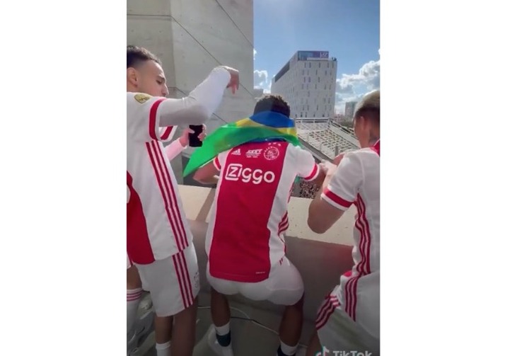 スクリーンショット 2021-05-11 18.23.35