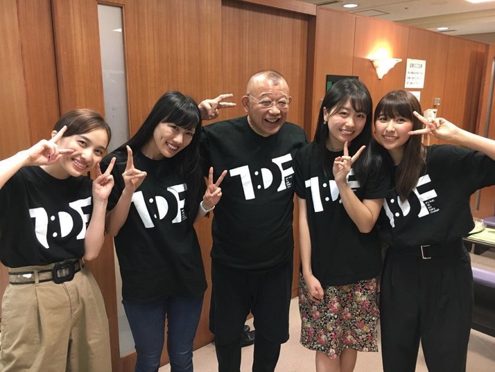 ちまきのおじさん 笑福亭鶴瓶さんのインスタに ももクロ登場 鶴瓶 Tbsにももクロが来たんです ももクロ おじゃましてま す ももクロ侍