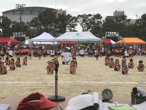 DB197B76-C382-4B3E-A081-B27FAC852C93