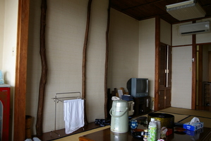 ����󥰥�ѥ쥹�εҼ�