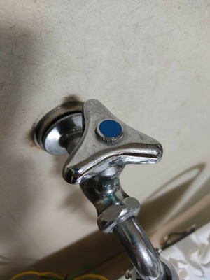 水道のハンドル