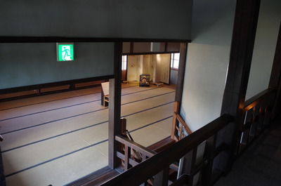 伴家住宅中2階