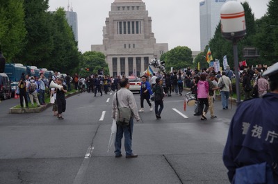 議事堂前の道路