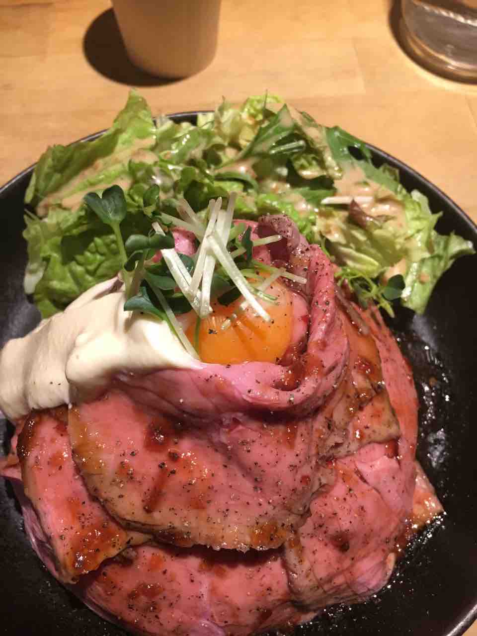 ランチ 肉肉肉 中野でローストビーフ丼を食べたけど量が凄い やたろうまるの気ままブログ