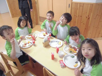 �����������Х���