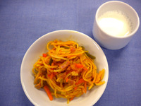 4.19 おやつ ナポリタン 牛乳