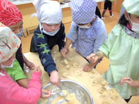 ��������������