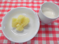 5.28 べイクドポテト 牛乳