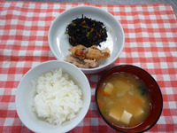 ���Ϥ󡡶��������̣�������ܤα��Ƥ����Ҥ������֤��