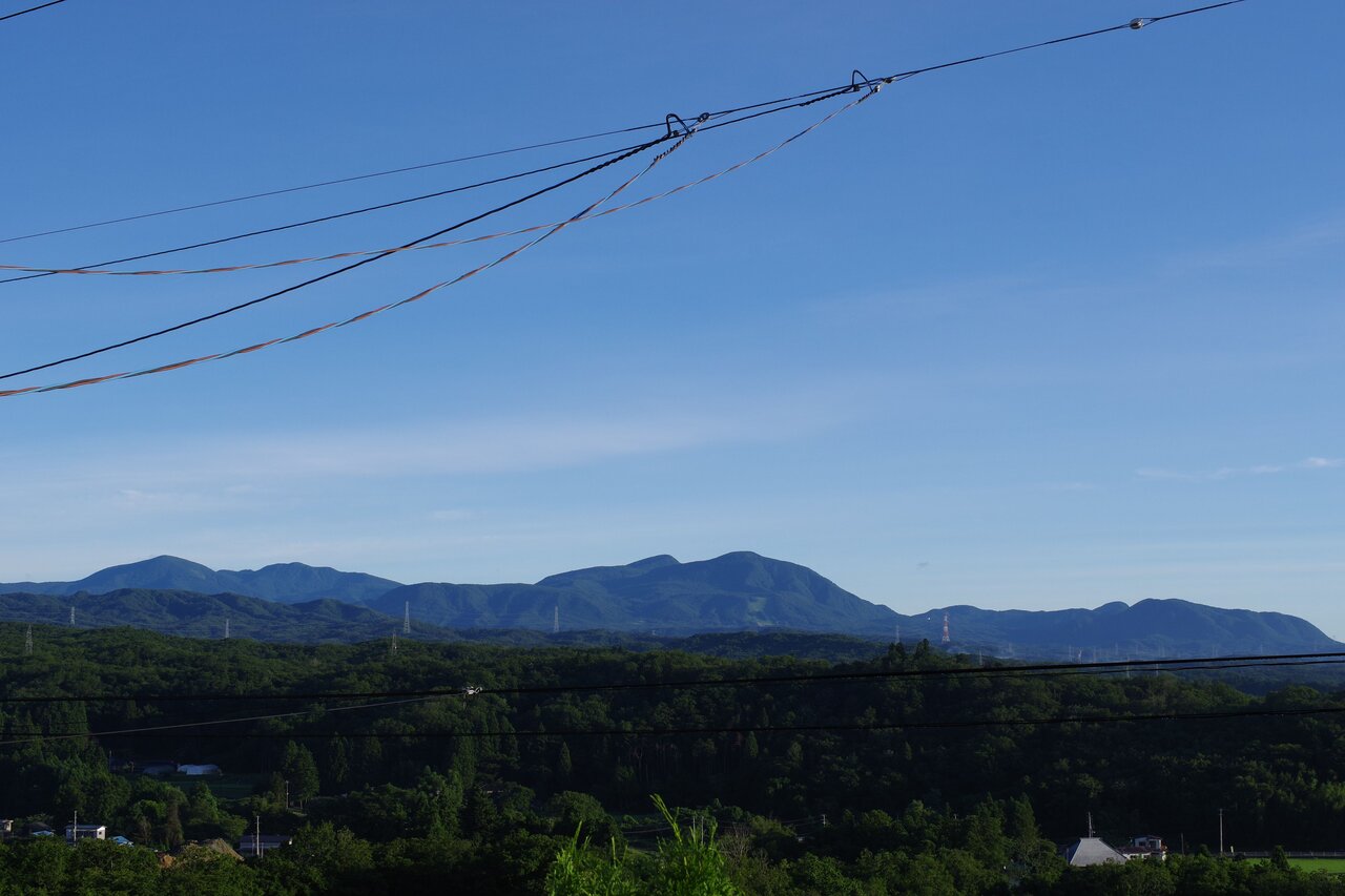 快晴の空と幻日 高台からの観天望気