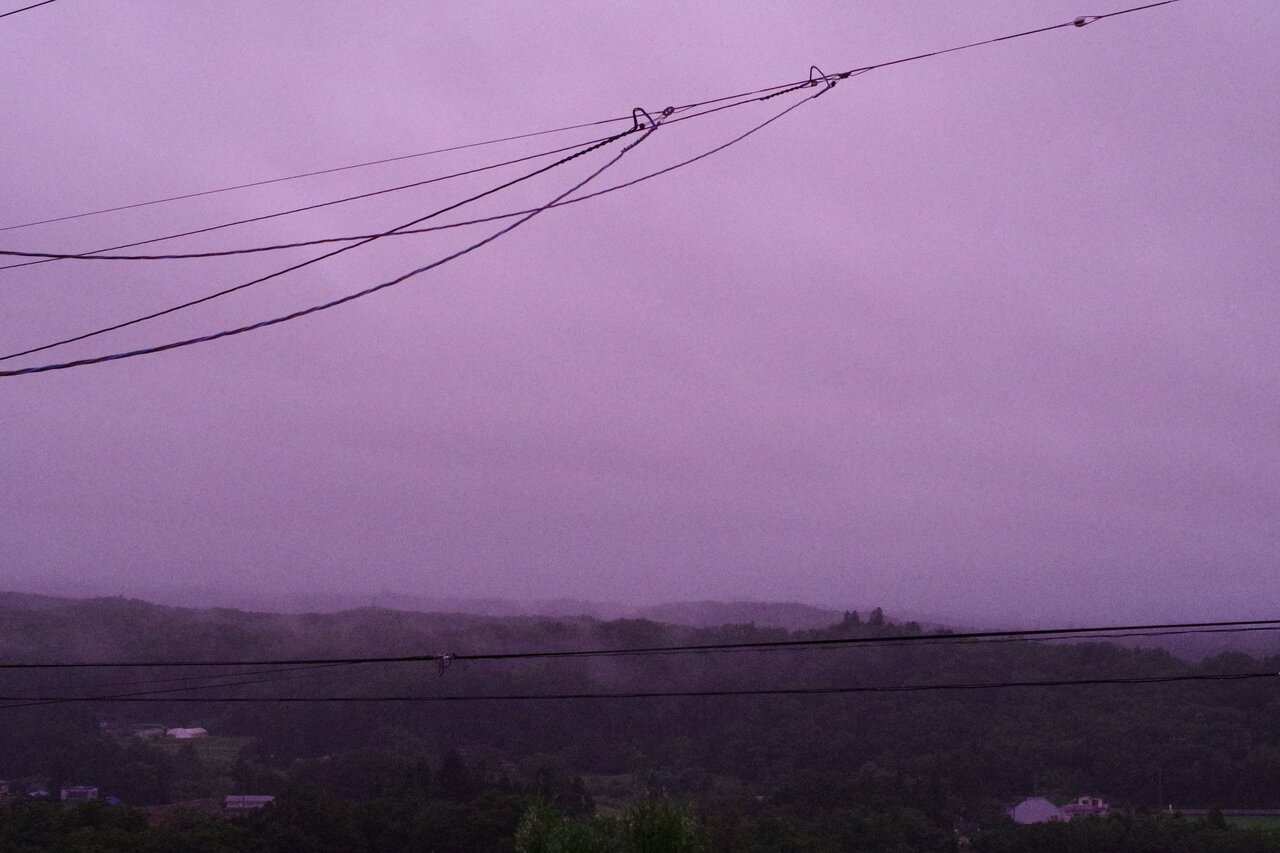 ピンク色の空 高台からの観天望気 ピンク色の空 高台からの観天望気