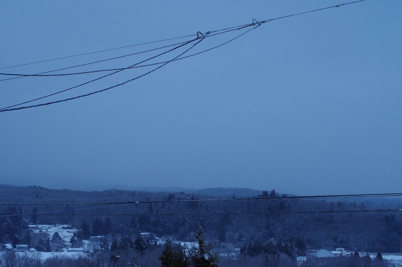 寒々しい空 高台からの観天望気