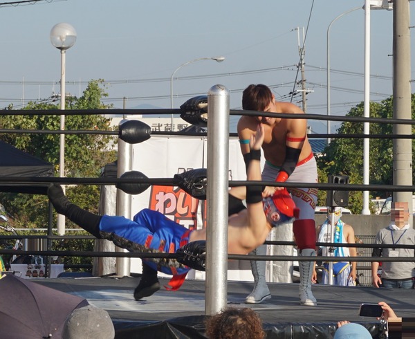 イズミヤ プロレス -4