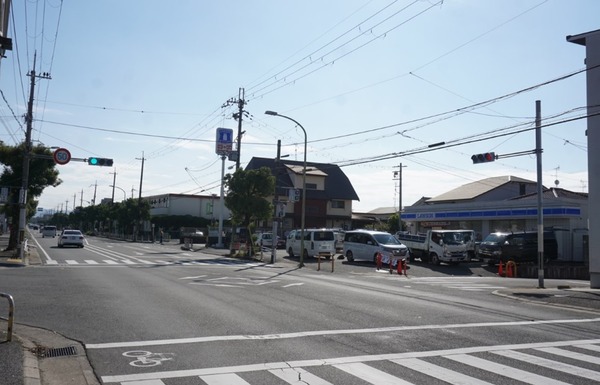 ローソン男山長沢店 休業-5