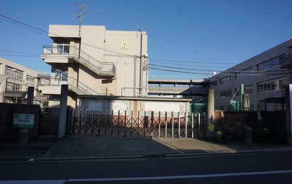 くすのき小学校 門松-2