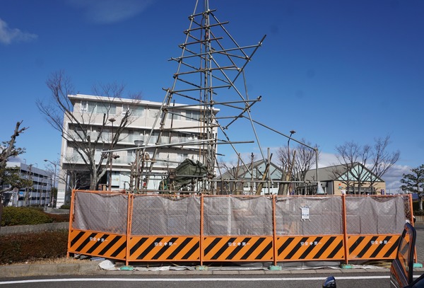 松井山手駅 北陸新幹線-1