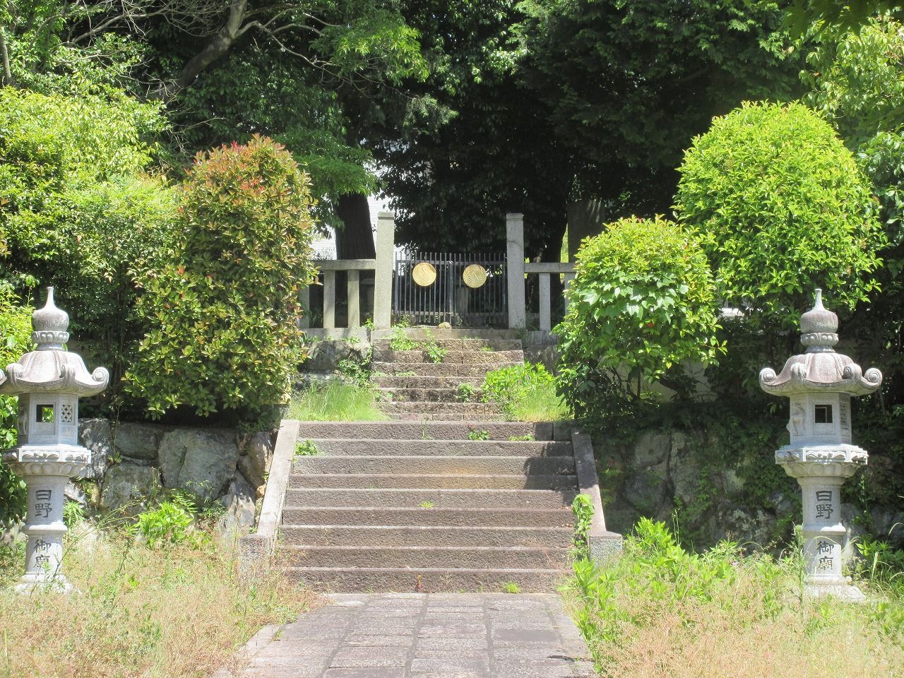 歩きを楽しむ神社仏閣、古跡歩き / 天皇陵
      京都　日野へ
    コメント                やゆ