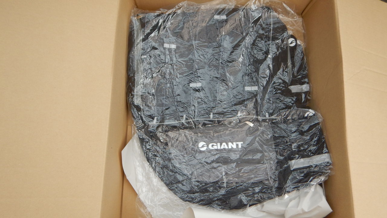 GIANT ジャイアント 多機能 パニアバッグ : やってみて、手が