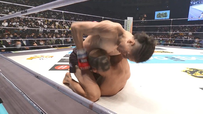 Hiromasa Ougikubo vs. Naoki Inoue.mp4_snapshot_05.27.236