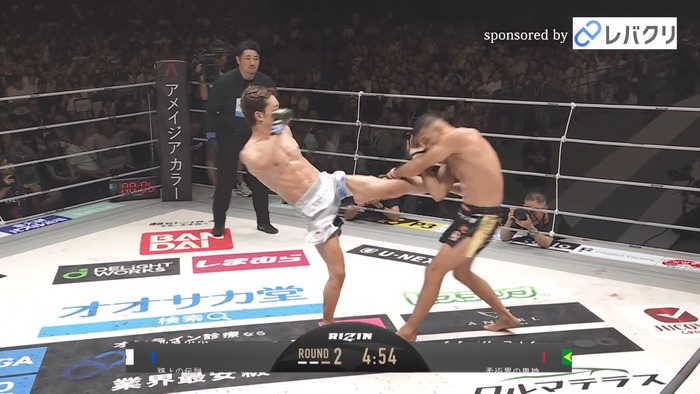 Kleber Koike vs.Mikuru Asakura.mp4_snapshot_08.12.481