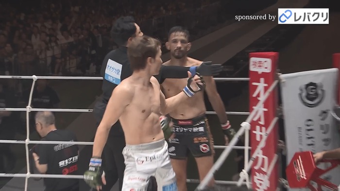 Kleber Koike vs.Mikuru Asakura.mp4_snapshot_07.01.904