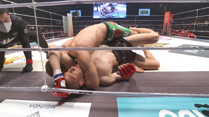 Hiromasa Ougikubo vs. Naoki Inoue.mp4_snapshot_18.08.114