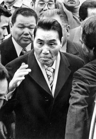 山口組分裂 今こそ山口組当代暗殺未遂 ベラミ事件 を検証する 田岡三代目組長の暗殺を企てたのは誰か W 国家総動員報 山口組分裂 今こそ山口組当代暗殺未遂 ベラミ事件 を検証する 田岡三代目組長の暗殺を企てたのは誰か W 国家総動員報
