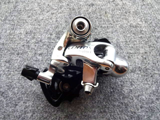 カンパでも、シマノでも、スラムでもないディレイラーを試す！！ : 完