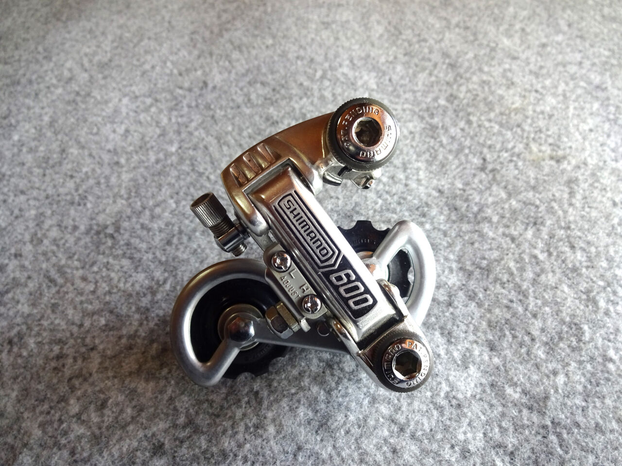 Shimano シマノ 600EX　リアディレイラー　アラベスク　RD-6200 Shimano シマノ 600EX リアディレイラー アラベスク RD-6200
