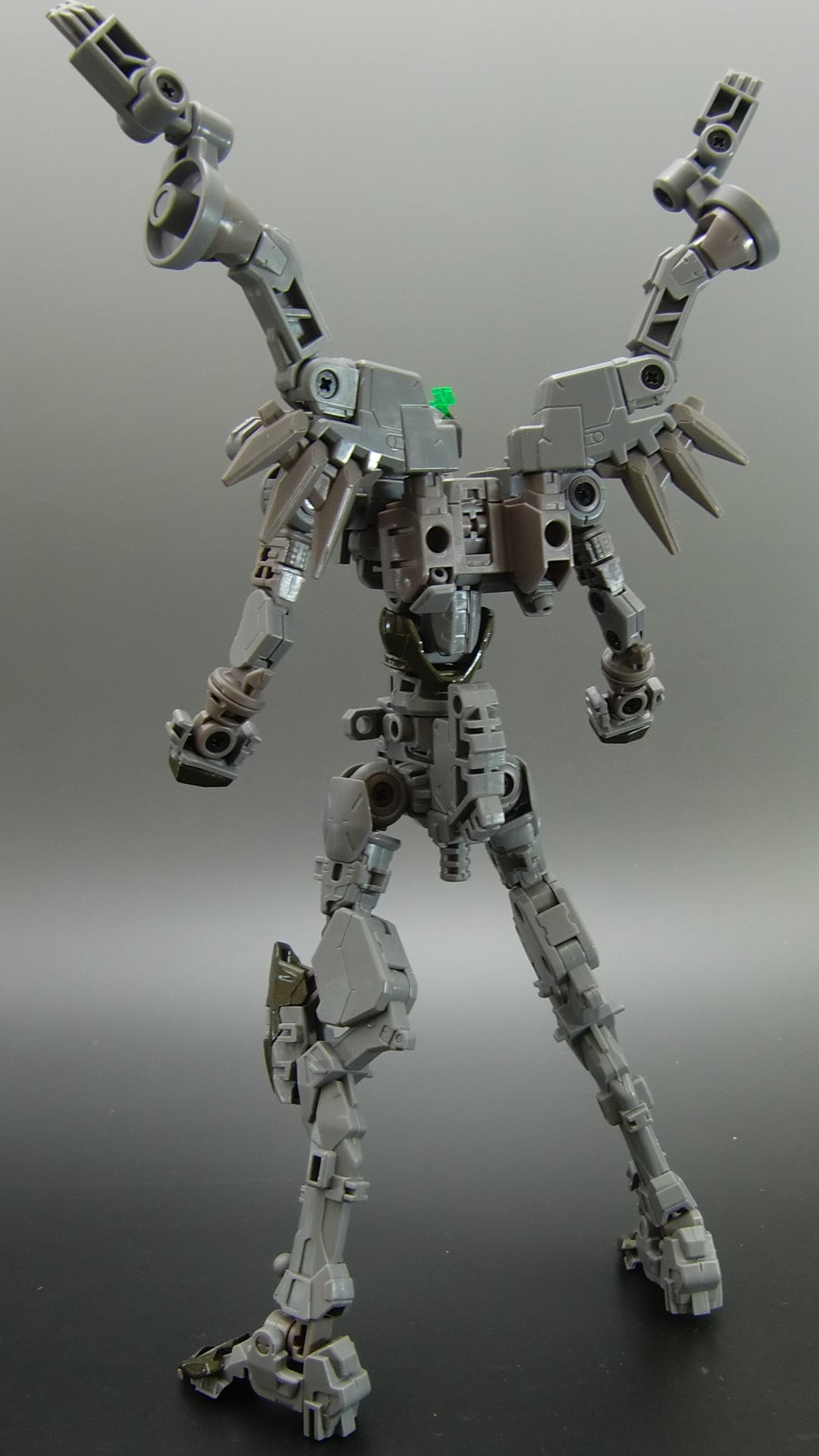 ハイレゾリューション　ウィングガンダム　ゼロ　完成品　無塗装 Amazon | ハイレゾリューションモデル 新機動戦記ガンダムW