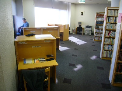 横浜市中央図書館 サラリーマン時々自由人