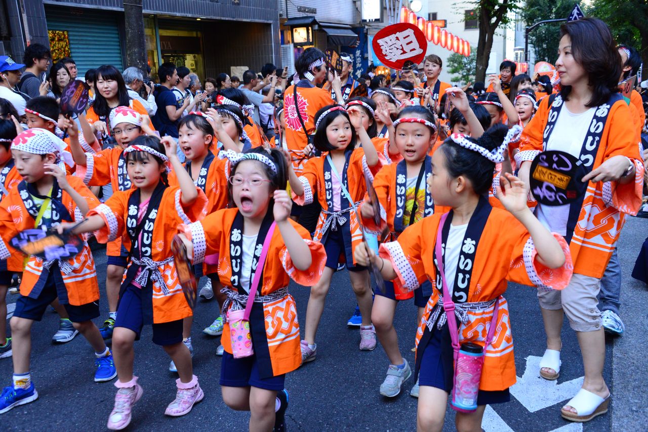 神楽坂の阿波踊り 熊さんの写真館