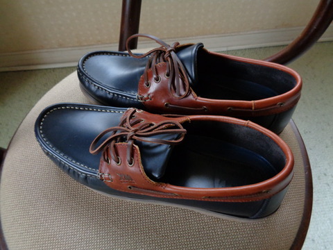 デッキシューズ