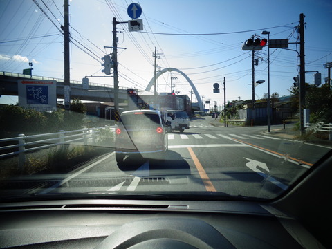 新湘南バイパスのアーチ