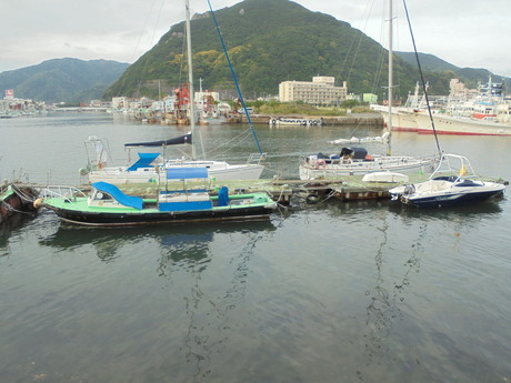 サンバード桟橋に2艇係留