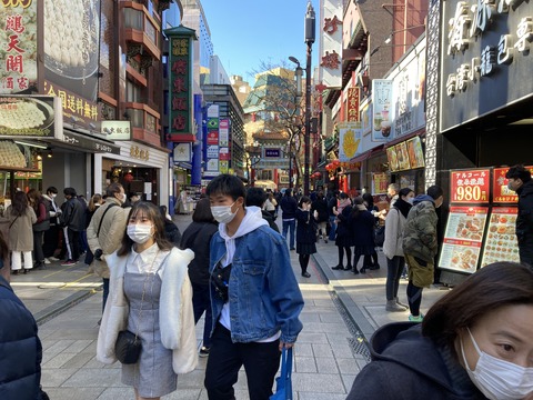 中華街の賑わい
