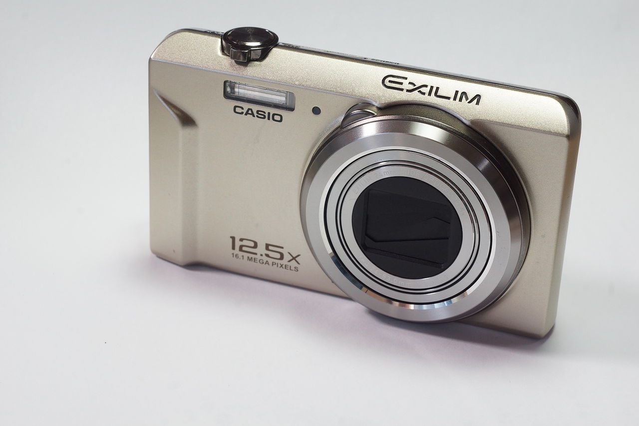 CASIO EXILIM EX-H10通電確認済　レンズエラー　ジャンク　現状品 CASIO EXILIM EX-H10通電確認済 レンズエラー ジャンク 現状品