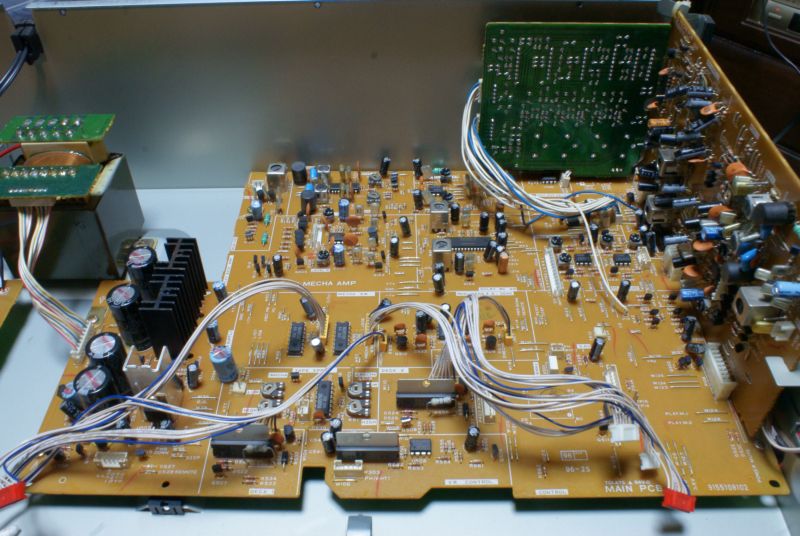 TOA DOUBLE CASSETTE DECK FD-20 の調整 : プアオーディオなブログ TOA DOUBLE CASSETTE DECK FD-20 の調整 : プアオーディオなブログ