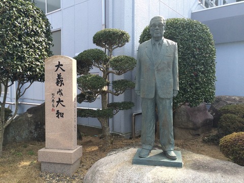 09