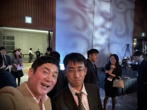 2019-11-27 19.53.18-1