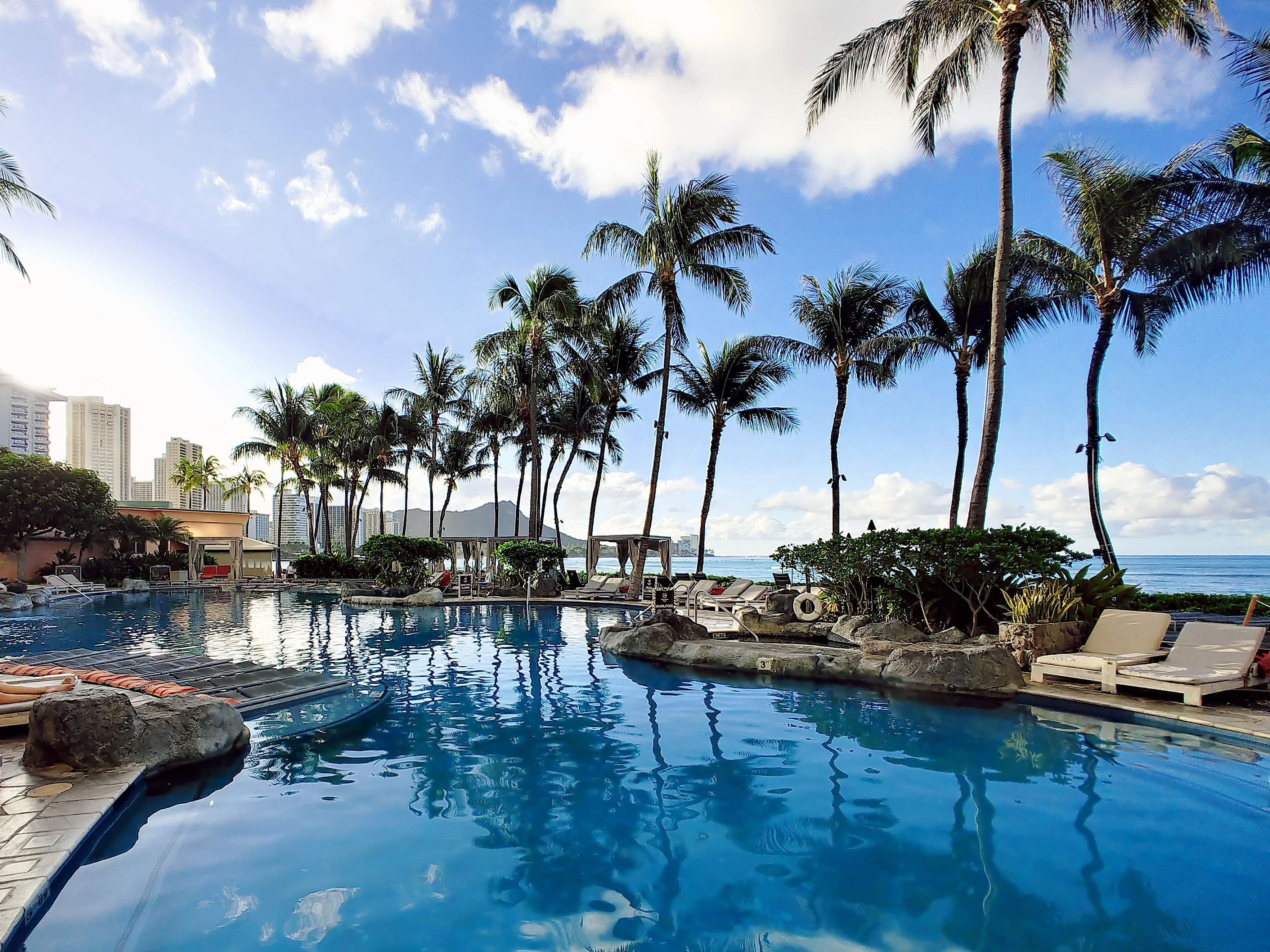 19 Hisロイヤルハワイアン４泊6日 その３ プール ビーチ たまには贅沢旅